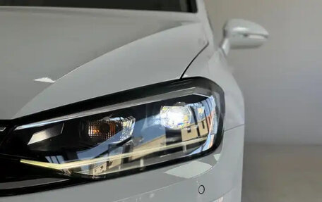 Volkswagen Golf VII, 2020 год, 1 590 111 рублей, 3 фотография