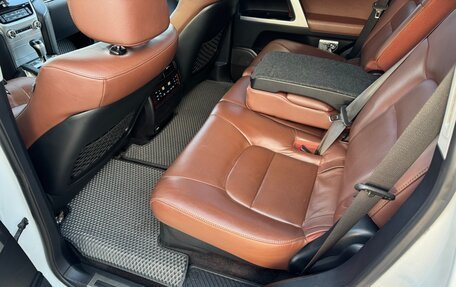 Toyota Land Cruiser 200, 2016 год, 6 500 000 рублей, 12 фотография
