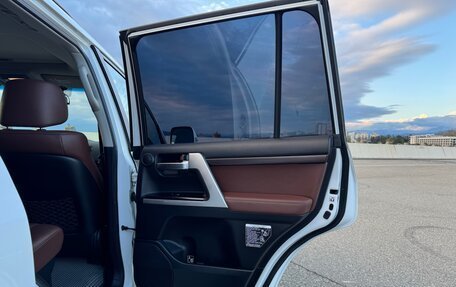 Toyota Land Cruiser 200, 2016 год, 6 500 000 рублей, 14 фотография