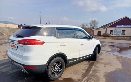 Geely Atlas I, 2018 год, 1 380 000 рублей, 4 фотография