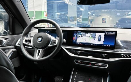 BMW X5, 2024 год, 70 000 000 рублей, 14 фотография