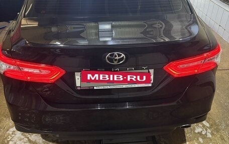 Toyota Camry, 2021 год, 3 900 000 рублей, 5 фотография