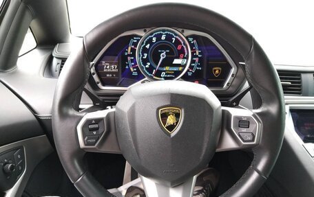 Lamborghini Aventador I рестайлинг, 2011 год, 30 000 000 рублей, 6 фотография
