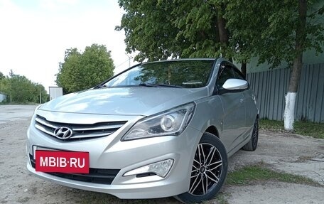 Hyundai Solaris II рестайлинг, 2016 год, 1 150 000 рублей, 2 фотография