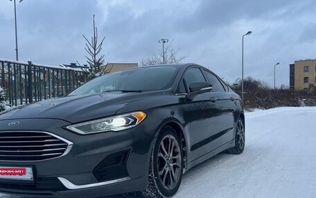 Ford Fusion (North America) II, 2019 год, 1 650 000 рублей, 2 фотография