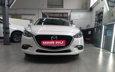 Mazda Axela, 2018 год, 1 350 000 рублей, 7 фотография