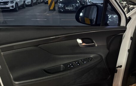 Hyundai Santa Fe IV, 2021 год, 2 500 000 рублей, 15 фотография