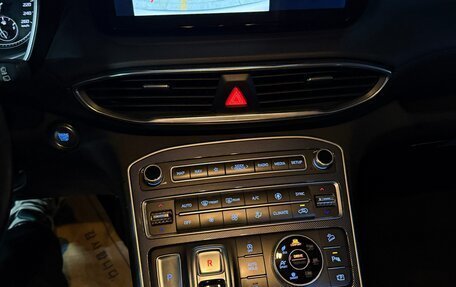 Hyundai Santa Fe IV, 2021 год, 2 500 000 рублей, 20 фотография