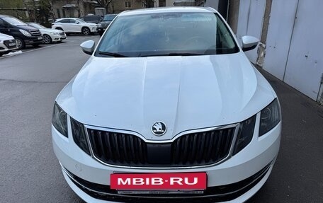 Skoda Octavia, 2017 год, 1 450 000 рублей, 2 фотография