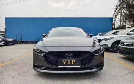 Mazda 3, 2022 год, 1 832 000 рублей, 2 фотография