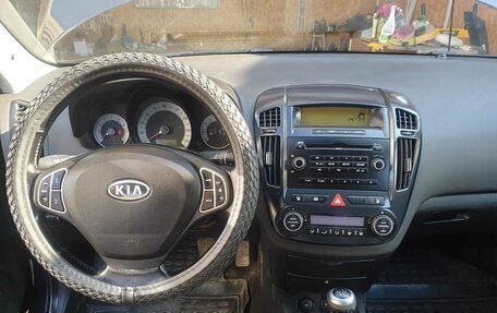 KIA cee'd I рестайлинг, 2008 год, 600 000 рублей, 7 фотография