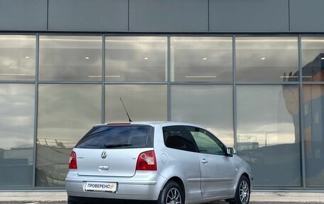 Volkswagen Polo IV рестайлинг, 2002 год, 399 000 рублей, 4 фотография