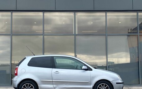 Volkswagen Polo IV рестайлинг, 2002 год, 399 000 рублей, 3 фотография