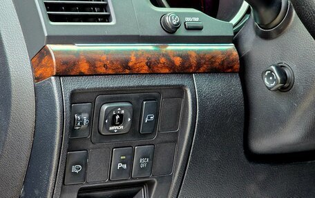 Toyota Land Cruiser 200, 2007 год, 2 700 000 рублей, 8 фотография