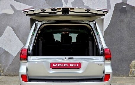 Toyota Land Cruiser 200, 2007 год, 2 700 000 рублей, 6 фотография