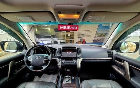 Toyota Land Cruiser 200, 2007 год, 2 700 000 рублей, 14 фотография