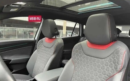 Volkswagen ID.4, 2021 год, 2 300 000 рублей, 8 фотография