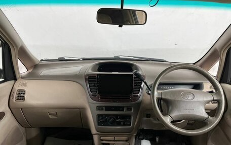Toyota Nadia, 2000 год, 560 000 рублей, 12 фотография