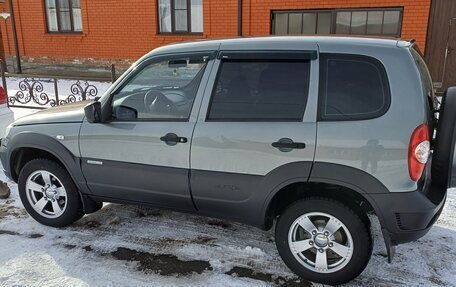 Chevrolet Niva I рестайлинг, 2012 год, 640 000 рублей, 5 фотография