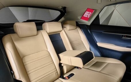 Lexus NX I, 2016 год, 2 890 000 рублей, 13 фотография