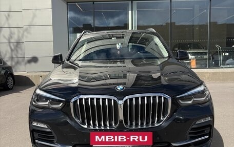 BMW X5, 2019 год, 6 180 000 рублей, 2 фотография