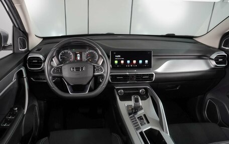 Geely Coolray I, 2021 год, 1 649 000 рублей, 6 фотография