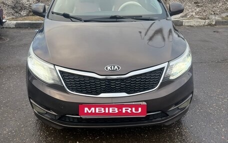 KIA Rio III рестайлинг, 2017 год, 920 000 рублей, 1 фотография