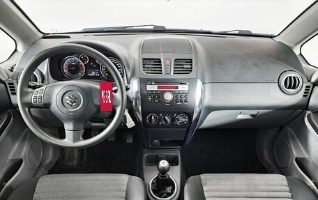 Suzuki SX4 II рестайлинг, 2013 год, 810 000 рублей, 17 фотография