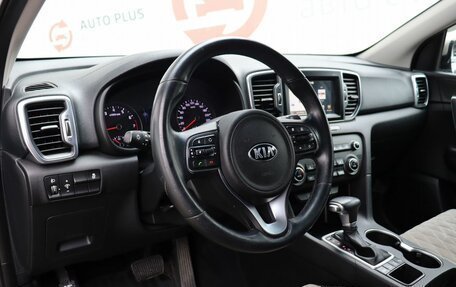 KIA Sportage IV рестайлинг, 2017 год, 2 159 000 рублей, 8 фотография