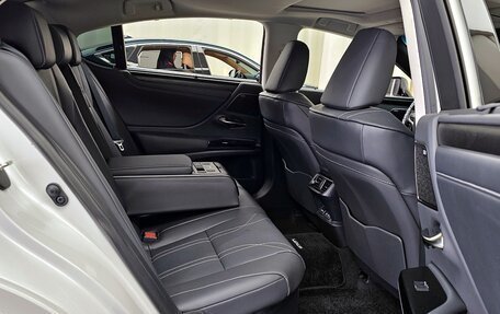 Lexus ES VII, 2024 год, 5 670 000 рублей, 17 фотография