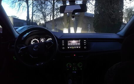 Skoda Rapid II, 2020 год, 1 750 000 рублей, 5 фотография