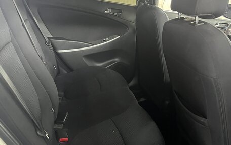 Hyundai Solaris II рестайлинг, 2013 год, 890 000 рублей, 6 фотография