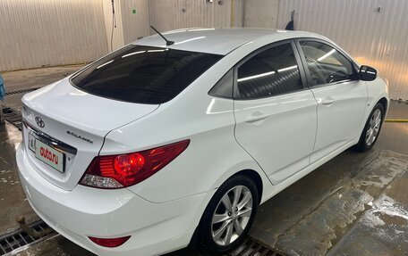 Hyundai Solaris II рестайлинг, 2013 год, 890 000 рублей, 4 фотография