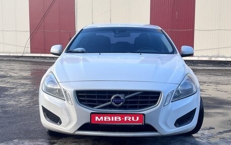 Volvo S60 III, 2012 год, 830 000 рублей, 1 фотография