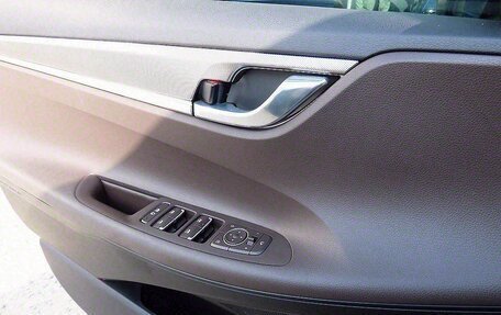 Hyundai Grandeur, 2021 год, 2 200 000 рублей, 10 фотография