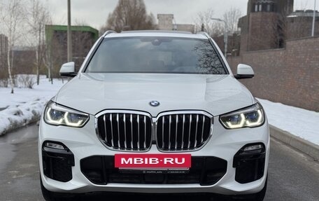 BMW X5, 2019 год, 7 650 000 рублей, 3 фотография