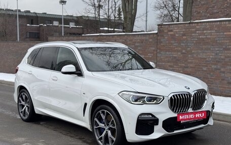 BMW X5, 2019 год, 7 650 000 рублей, 4 фотография