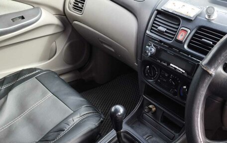 Nissan Bluebird XI, 2001 год, 130 000 рублей, 17 фотография