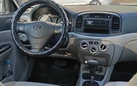 Hyundai Verna II, 2006 год, 380 000 рублей, 12 фотография