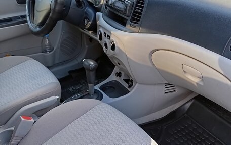 Hyundai Verna II, 2006 год, 380 000 рублей, 8 фотография