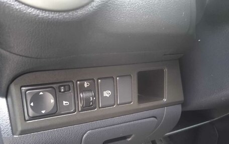 Nissan Note II рестайлинг, 2011 год, 649 000 рублей, 24 фотография