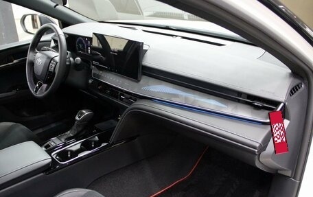 Toyota Camry, 2024 год, 3 999 000 рублей, 13 фотография