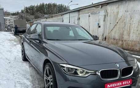 BMW 3 серия, 2018 год, 1 890 000 рублей, 7 фотография