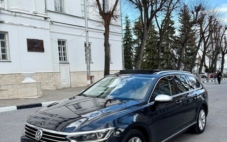 Volkswagen Passat B8 рестайлинг, 2018 год, 1 790 000 рублей, 10 фотография