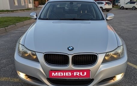 BMW 3 серия, 2009 год, 1 400 000 рублей, 1 фотография