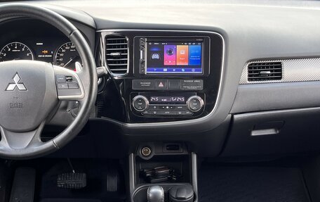 Mitsubishi Outlander III рестайлинг 3, 2012 год, 1 380 000 рублей, 23 фотография
