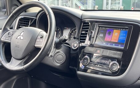 Mitsubishi Outlander III рестайлинг 3, 2012 год, 1 380 000 рублей, 26 фотография