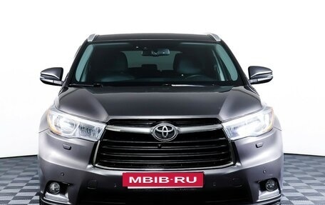 Toyota Highlander III, 2013 год, 2 821 000 рублей, 2 фотография