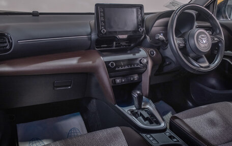 Toyota Yaris Cross, 2020 год, 2 189 000 рублей, 18 фотография