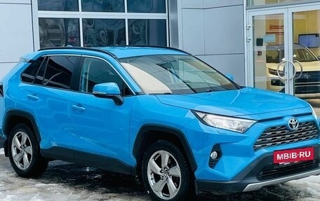 Toyota RAV4, 2019 год, 2 682 000 рублей, 3 фотография